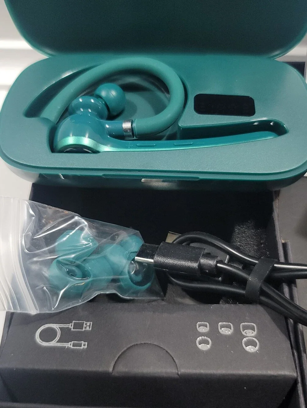 G7 Wireless Headset - Teal Bluetooth Earbuds